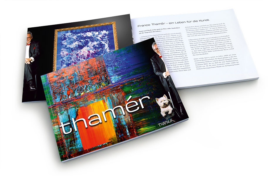 Das aufgeklappte Art Book des K&uuml;nstlers Franco Thamer gestaltet, produziert und photographiert von Tomm Everett.